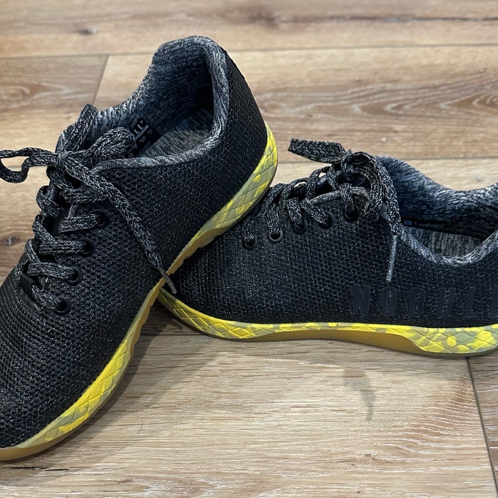 Women’s No Bull Trainers size: 7.5